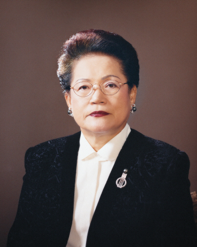 고(故) 이인희 한솔그룹 고문이 30일 향년 90세로 별세했다.