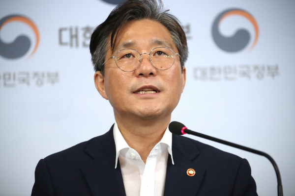 ▲성윤모 산업통상자원부 장관. (사진=연합뉴스)