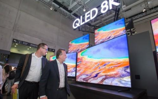 ▲삼성 QLED 8K TV [사진=삼성전자 제공]