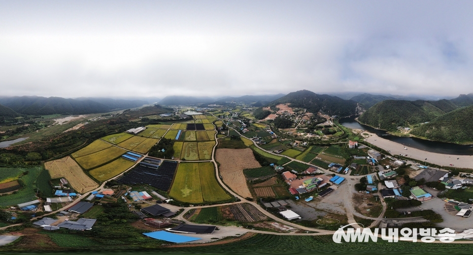 ▲하늘에서 본 홍천 무궁화마을의 전경. (사진=정동주 사진전문 기자)