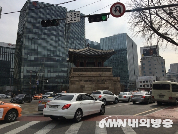 ▲서울시는 행정예고, 규제심사 등 모든 행정절차를 완료하고, 7일 ‘녹색교통지역 자동차 운행제한’을 최종 공고하고, 12월 1일부터 본격적으로 단속을 시행한다고 6일 밝혔다. (사진=DB)