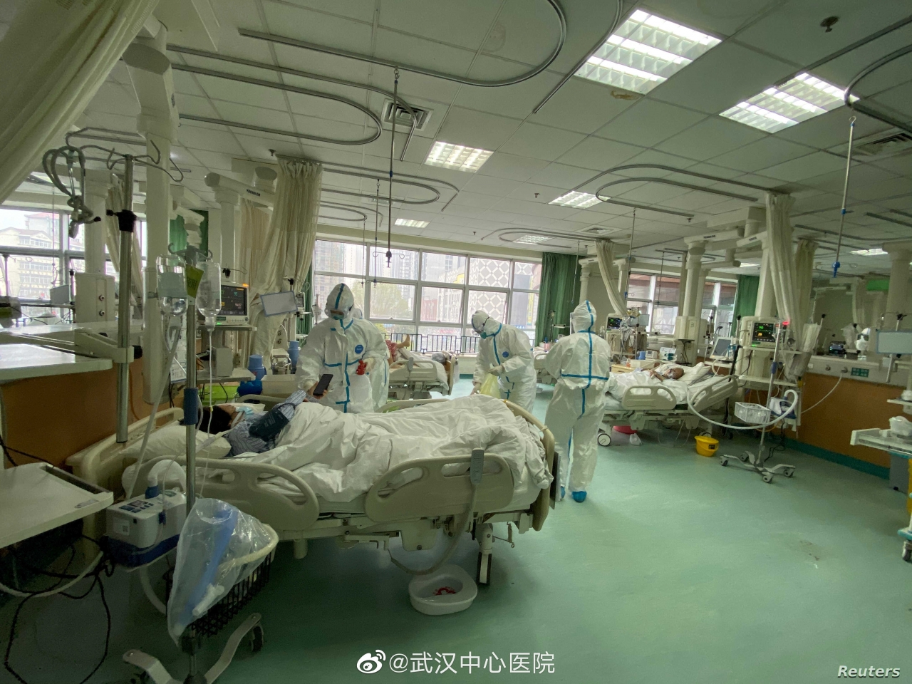 ▲ 지난 25일 중국 후베이성 우한의 병원 내부.(사진 = 로이터)