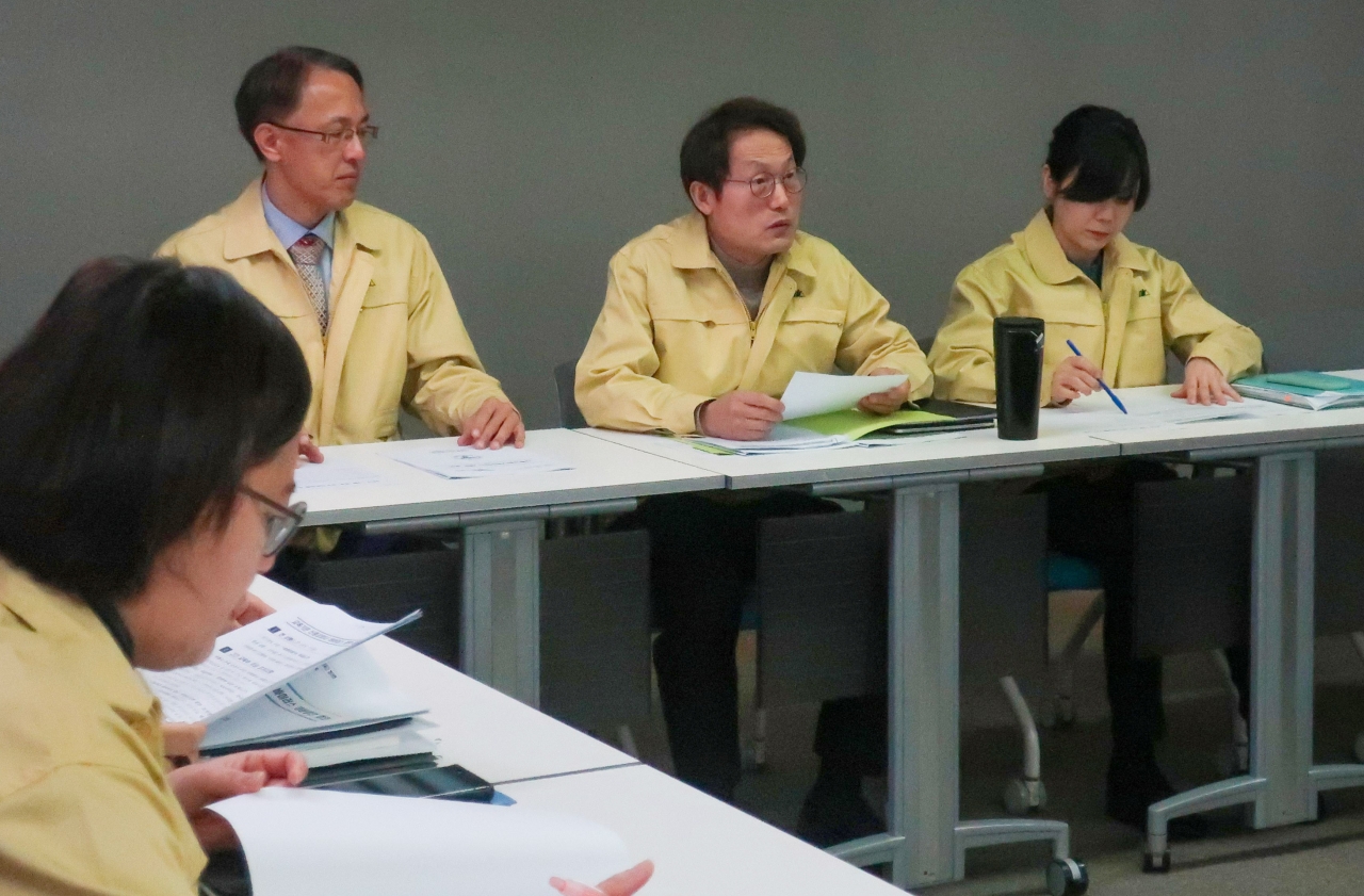 조희연 교육감이 28일 오전 9시 서울시교육청에서 열린 실·국장 긴급 대책회의에서 