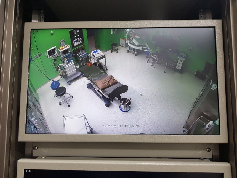 ▲ 수술실 CCTV로 촬영된 영상. (사진=경기도 제공)