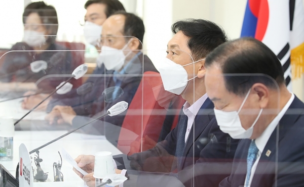 ▲ 김기현 국민의힘 원내대표가 12일 국회에서 열린 최고위원회 간담회에서 발언하고 있다.(사진=국민의힘)
