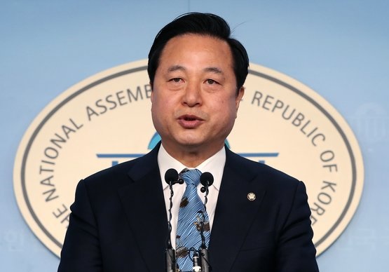 ▲ 김두관 더불어민주당 대선 경선 주자(사진=김두관 캠프)