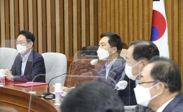 ▲ 김기현 국민의힘 원내대표가 3일 국회에서 열린 원내대책회의에서 발언하고 있다.(사진=국민의힘)