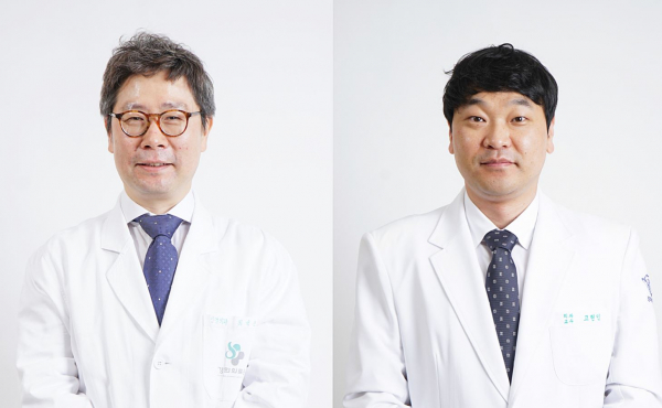 경희대병원 신경외과 최석근 교수(좌측), 이식혈관외과 고현민 교수.(사진=경희대병원)
