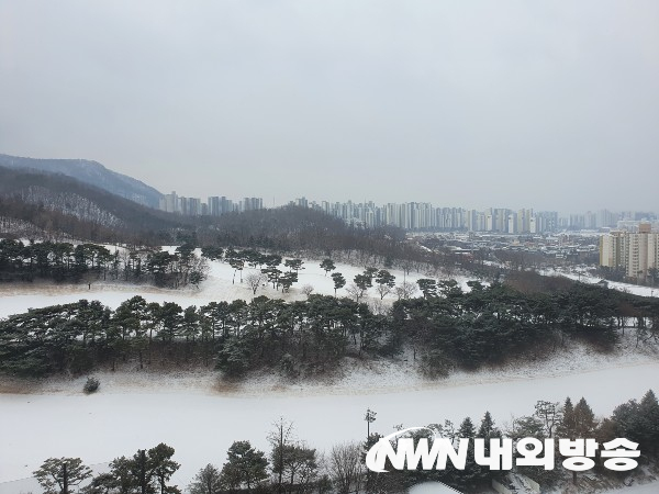 설날인 1일 눈이 쌓여있는 하남 일대. 2022.02.01.(사진=최유진 기자)