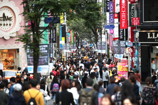 한국개발연구원(KDI)은 “우리 경제는 완만한 경기 회복세가 유지되고 있었으나 최근 사회적 거리두기가 다시 강화되고 대외 수요의 개선세가 약화하면서 경기 하방위험이 확대됐다”고 평가했다. (사진=연합뉴스 제공)