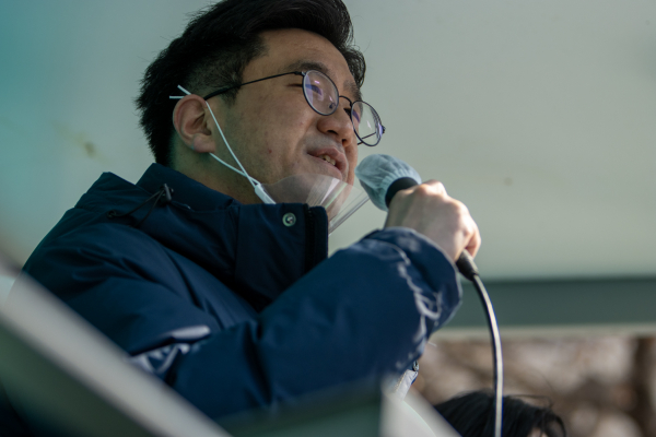 오준호 기본소득당 대통령 후보가 25일 대구시청 앞에서 기자회견을 하고 있다.(사진=기본소득당)