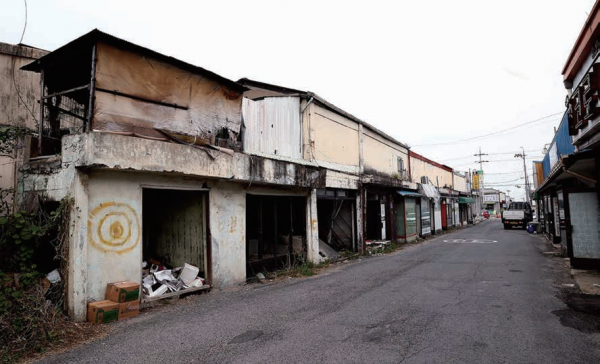 충남 예산군 예산읍 옛 충남방적 공장 인근 거리의 모습. 동네에 빈집들이 늘어나고 있다. (사진=시사인)
