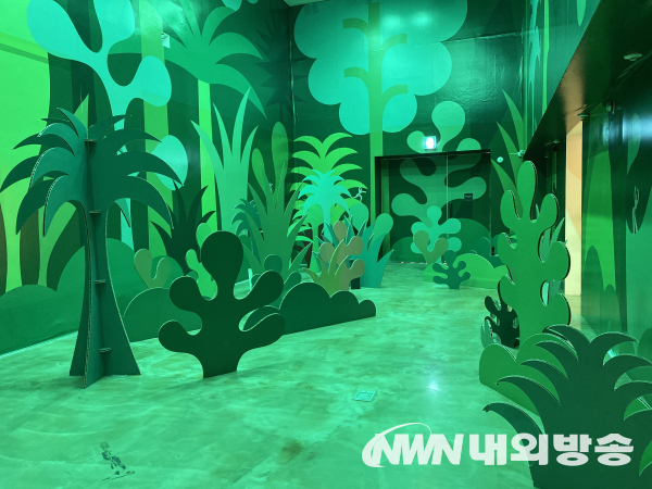 올림피아 자그놀리 특별전 중 'Jungle Room', 2022.9.27. (사진=박세정 기자)