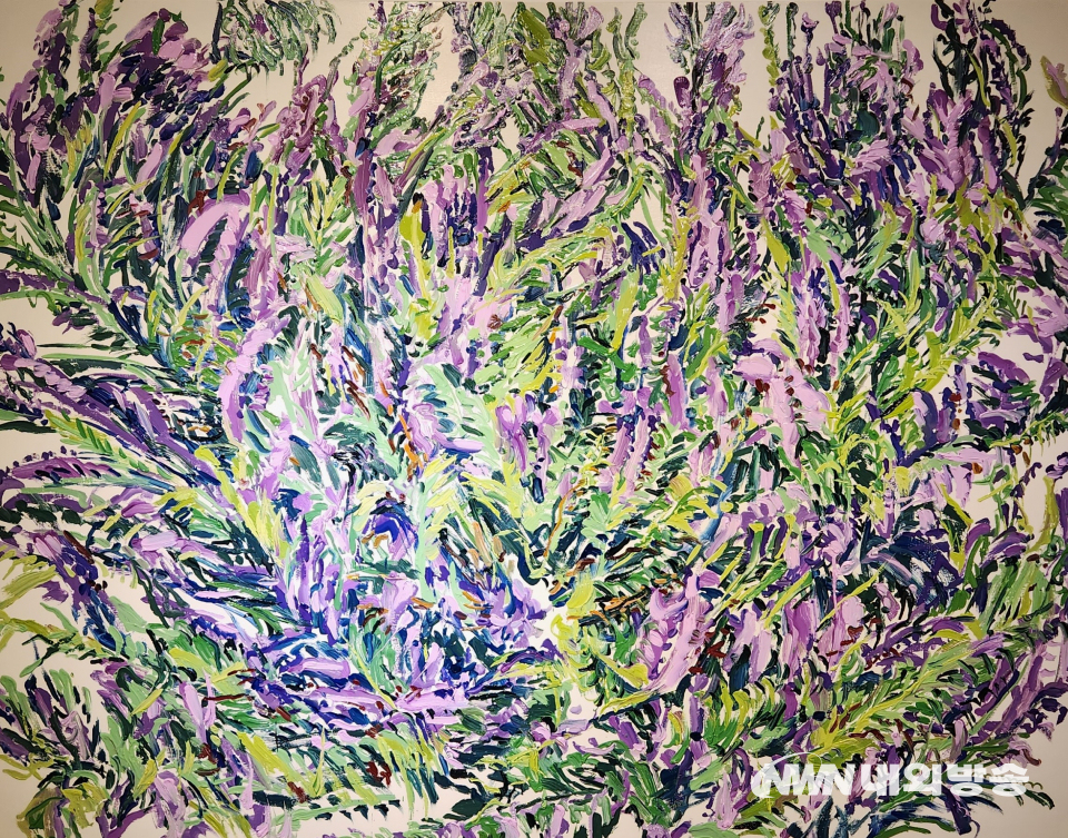 허보리 작가의 'Lavender Abstract 1(2022년)'.2022.11.08.(사진=정지원 기자)