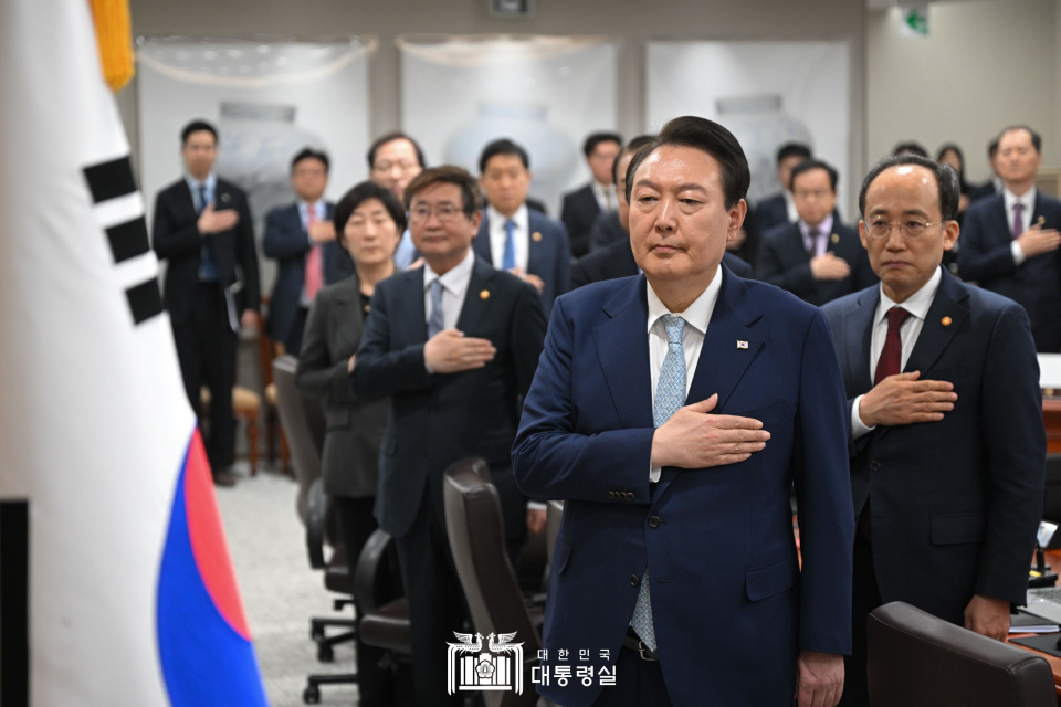윤석열 대통령과 국무위원(사진=대통령실)