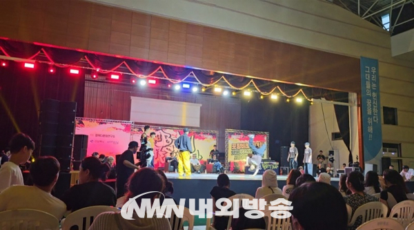 전국, 비보이 대회가 포항대학교 평보체육관 특설무대에서 화려하게 펼쳐졌다.(사진=포항시청)<br>