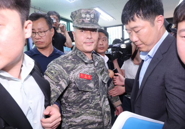 1일 영장실질심사에 앞서 군 검찰에 의해 강제 구인된 박정훈 전 해병대 수사단장(사진=연합뉴스)