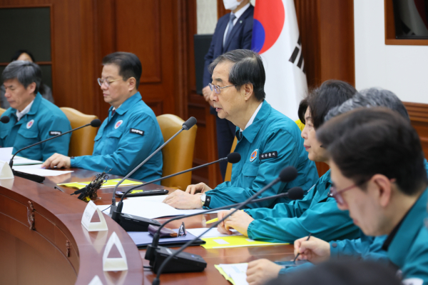 5일 '의사 집단행동 중앙재난안전대책본부' 회의를 주재한 한덕수 국무총리(사진=국무조정실)