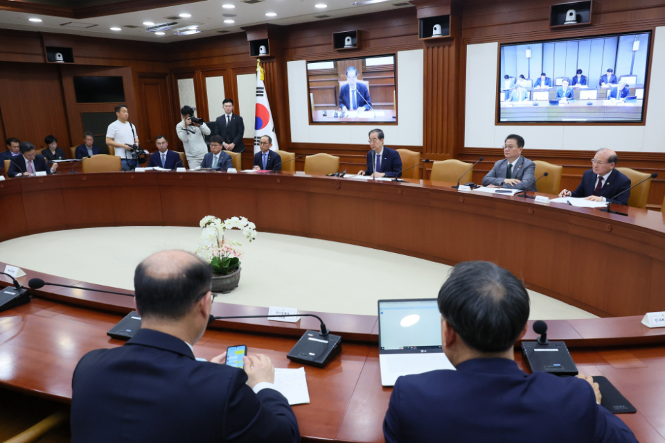 한덕수 국무총리가 국정현안관계장관회의를 주재한 모습(사진=국무조정실)