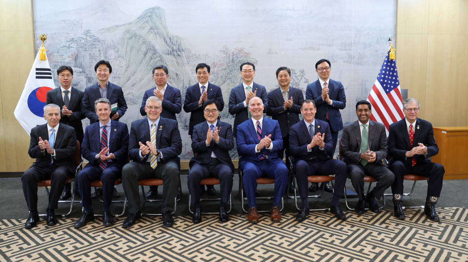 우원식 국회의장을 방문한 미 하원의원단(사진=대한민국 국회)