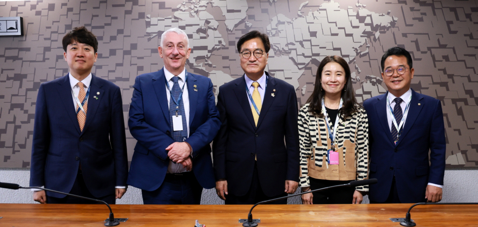 이준석 의원, 호일 영국 하원의장, 우원식 국회의장, (사진=대한민국 국회)