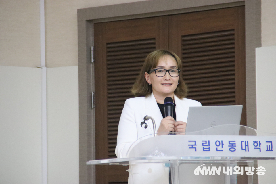 클룬문크 오트곤바야르 몽골국립문화예술대학교 교수. (사진=임동현 기자)