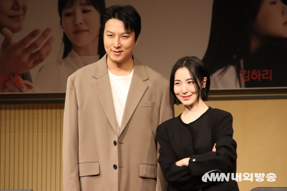 (왼쪽부터) 박건형-범도하. (사진=임동현 기자)