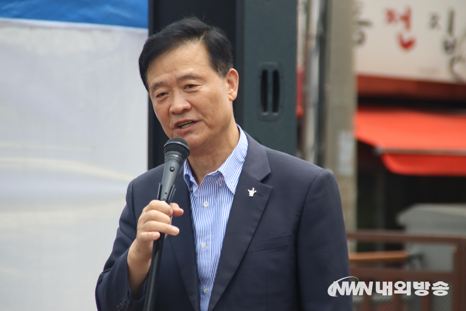 인사말을 하는 이승로 성북구청장. (사진=임동현 기자)