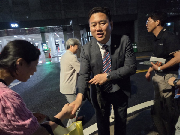 노태산포레나 입주민과 현장점검후 인사